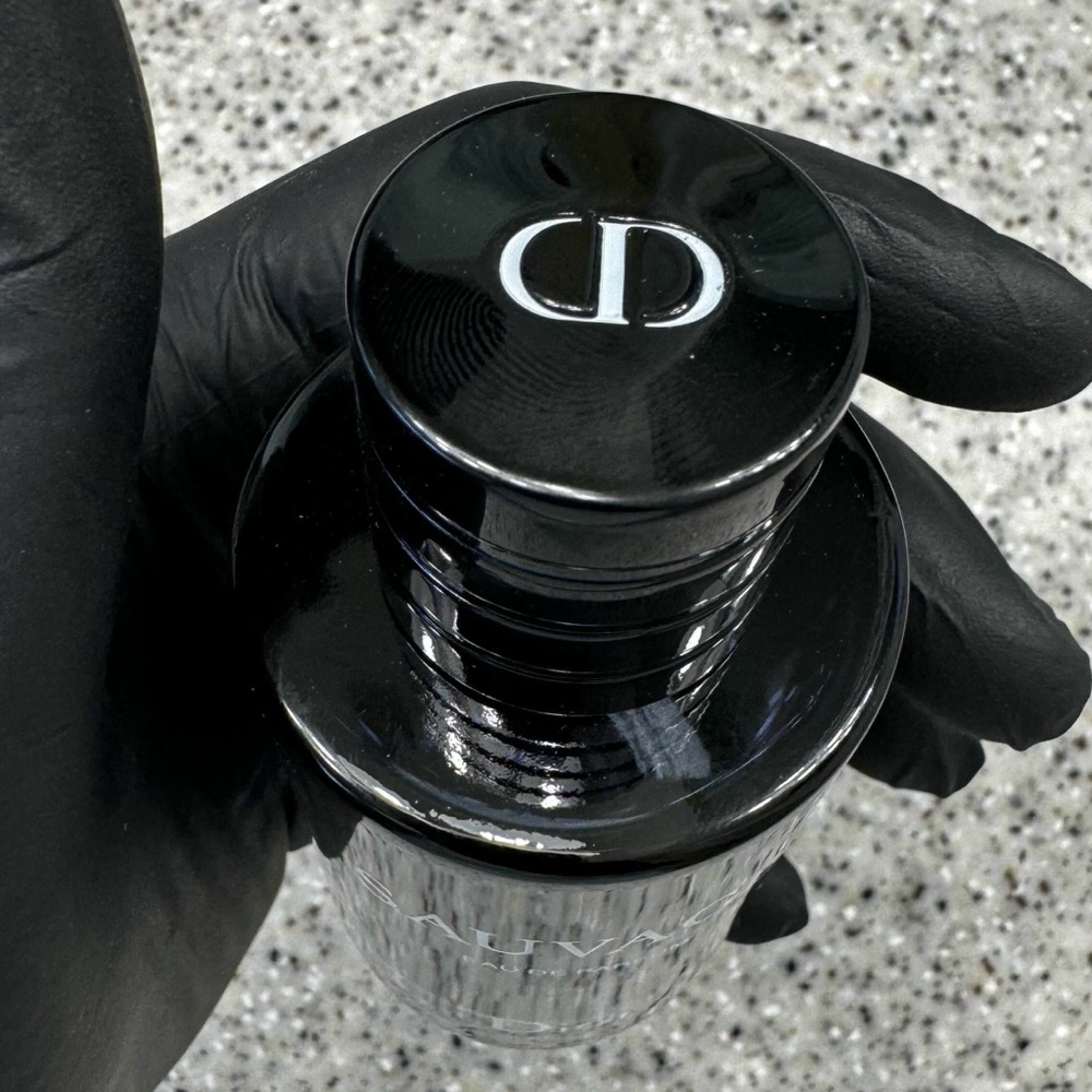 Dior Sauvage View 3
